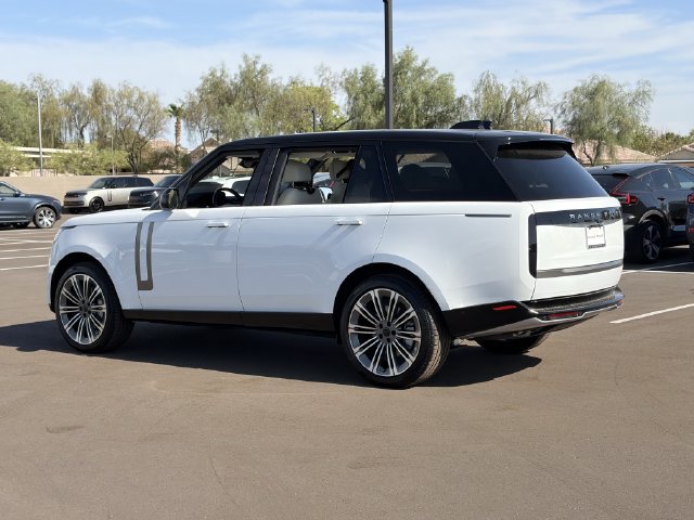 New 2026 Land Rover Range Rover Long Wheelbase SE AWD/4WD image 20