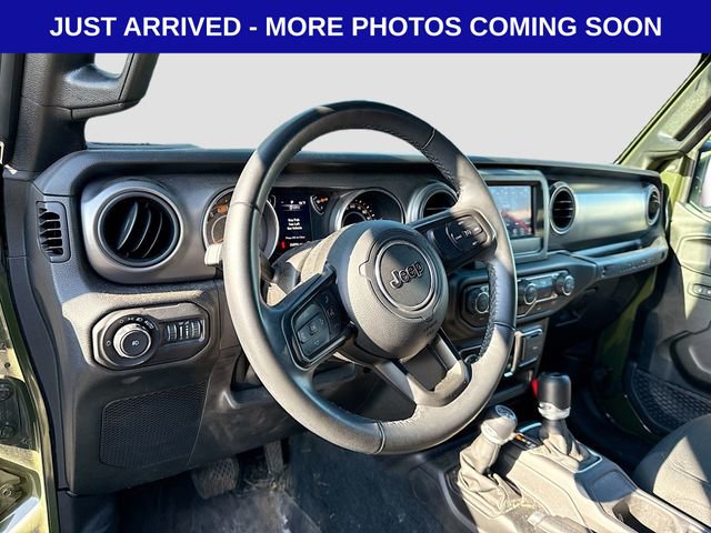 Used 2022 Jeep Wrangler Willys image 11