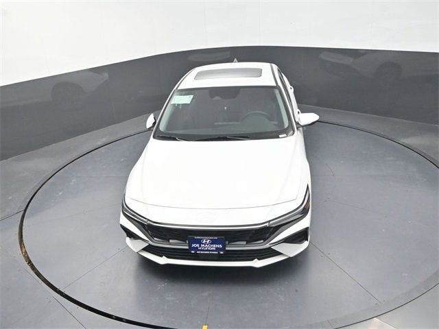 New 2026 Hyundai Elantra Limited image 25