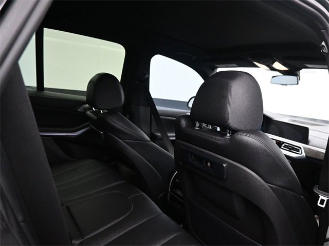 Used 2020 BMW X5 sDrive40i w/ Convenience Package image 16