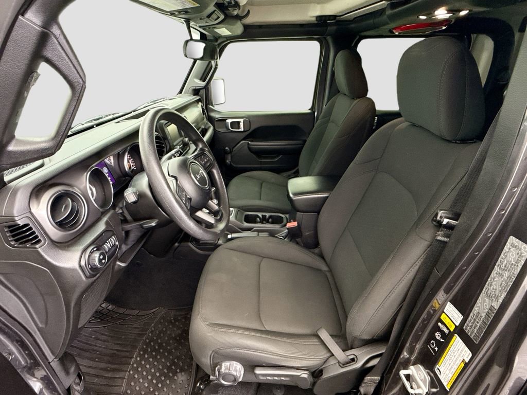 Used 2021 Jeep Gladiator Sport image 17