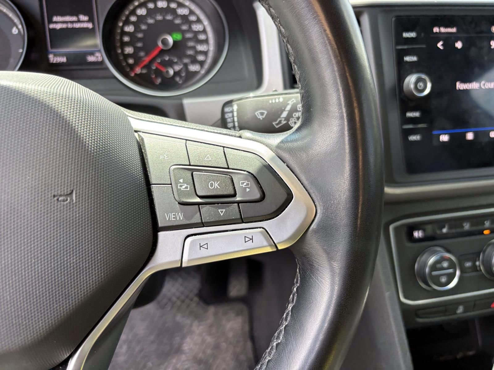 Used 2020 Volkswagen Atlas Cross Sport SE w/ Towing Package image 18