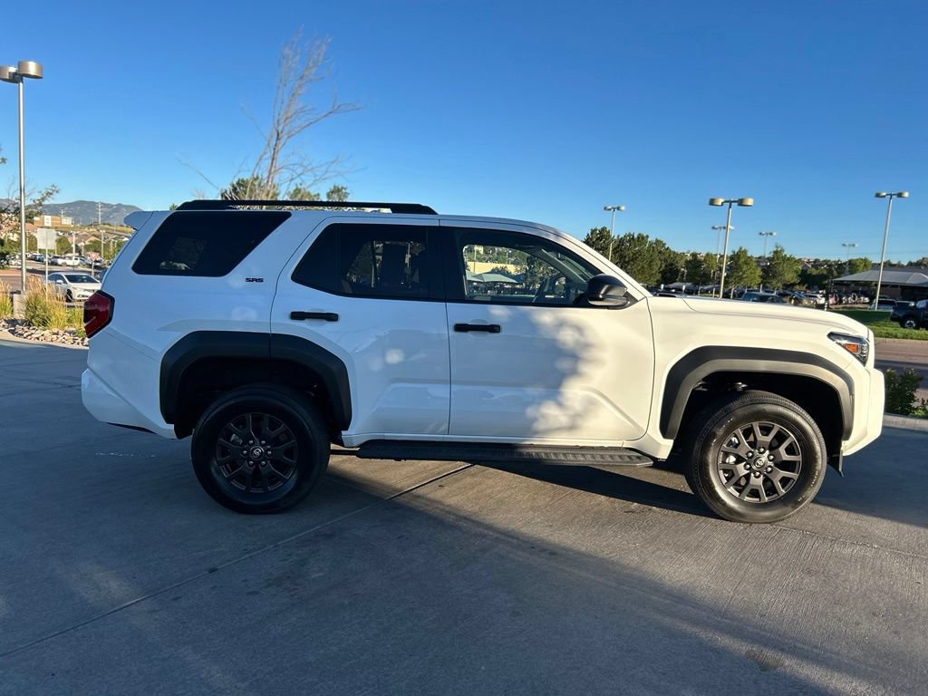 Used 2026 Toyota 4Runner SR5 AWD/4WD image 9