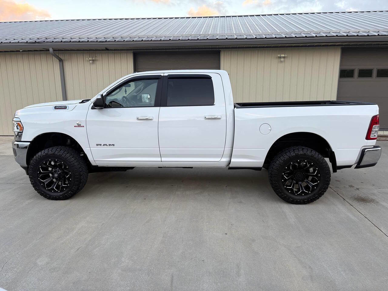 Used 2019 RAM 3500 Big Horn image 7