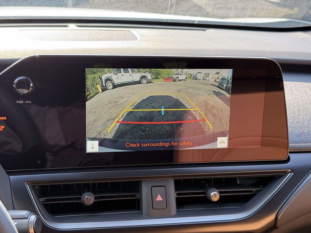 Used 2026 Lexus UX 300h AWD w/ Accessory Package (Z1) image 12