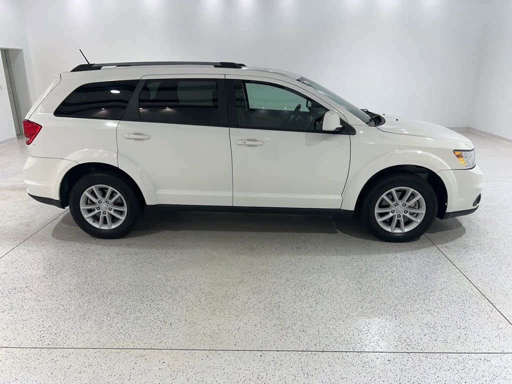 Used 2017 Dodge Journey SXT FWD image 6