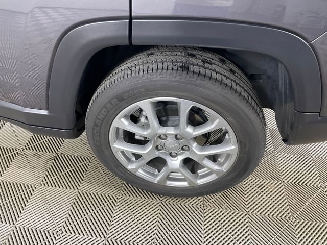 Used 2024 Jeep Compass Latitude image 20