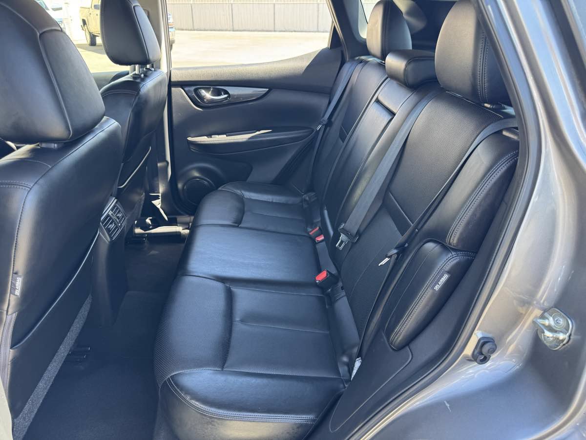 Used 2022 Nissan Rogue Sport SL w/ Premium Package AWD/4WD image 19