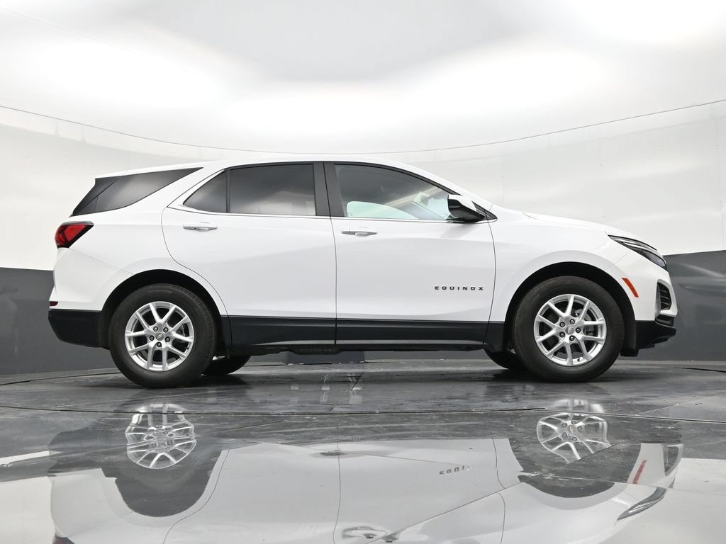 Used 2021 Chevrolet Equinox LT FWD image 22