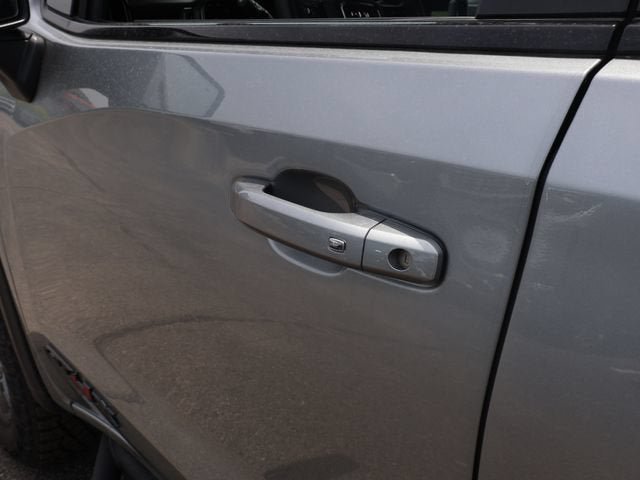 New 2026 GMC Sierra 1500 AT4X w/ LPO, Black Badging Package AWD/4WD image 15