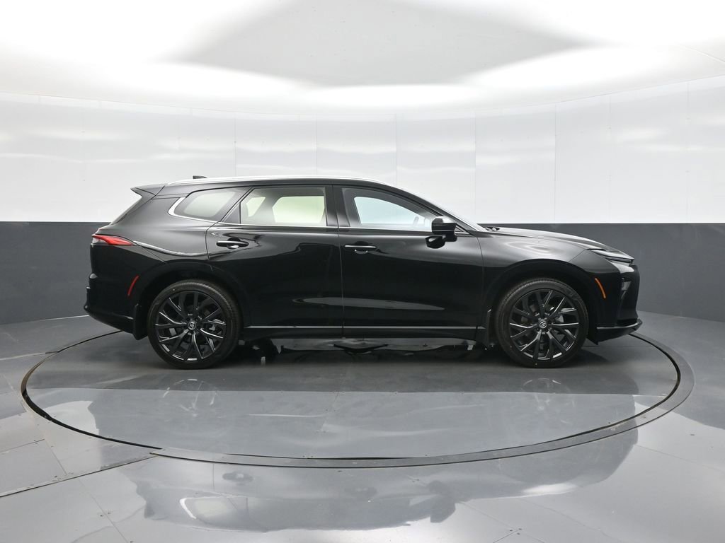 New 2026 Toyota Crown Signia AWD/4WD image 8