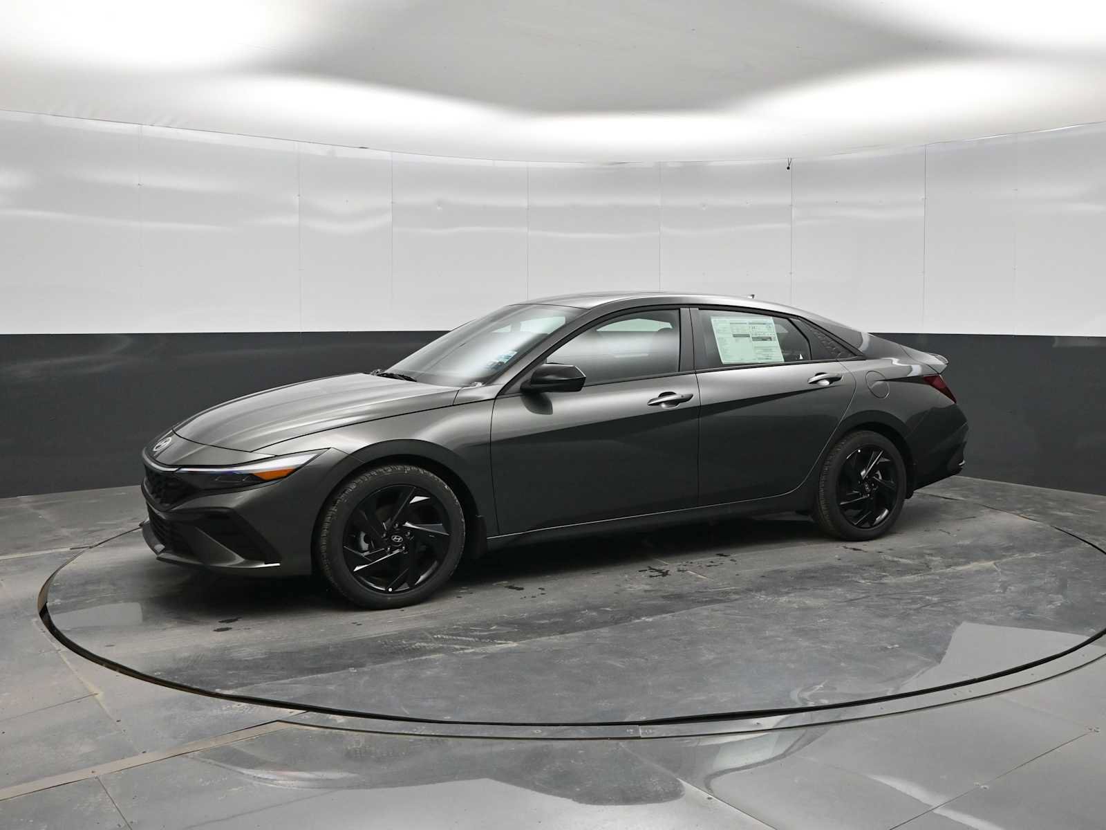 New 2026 Hyundai Elantra SEL Sport FWD video 1