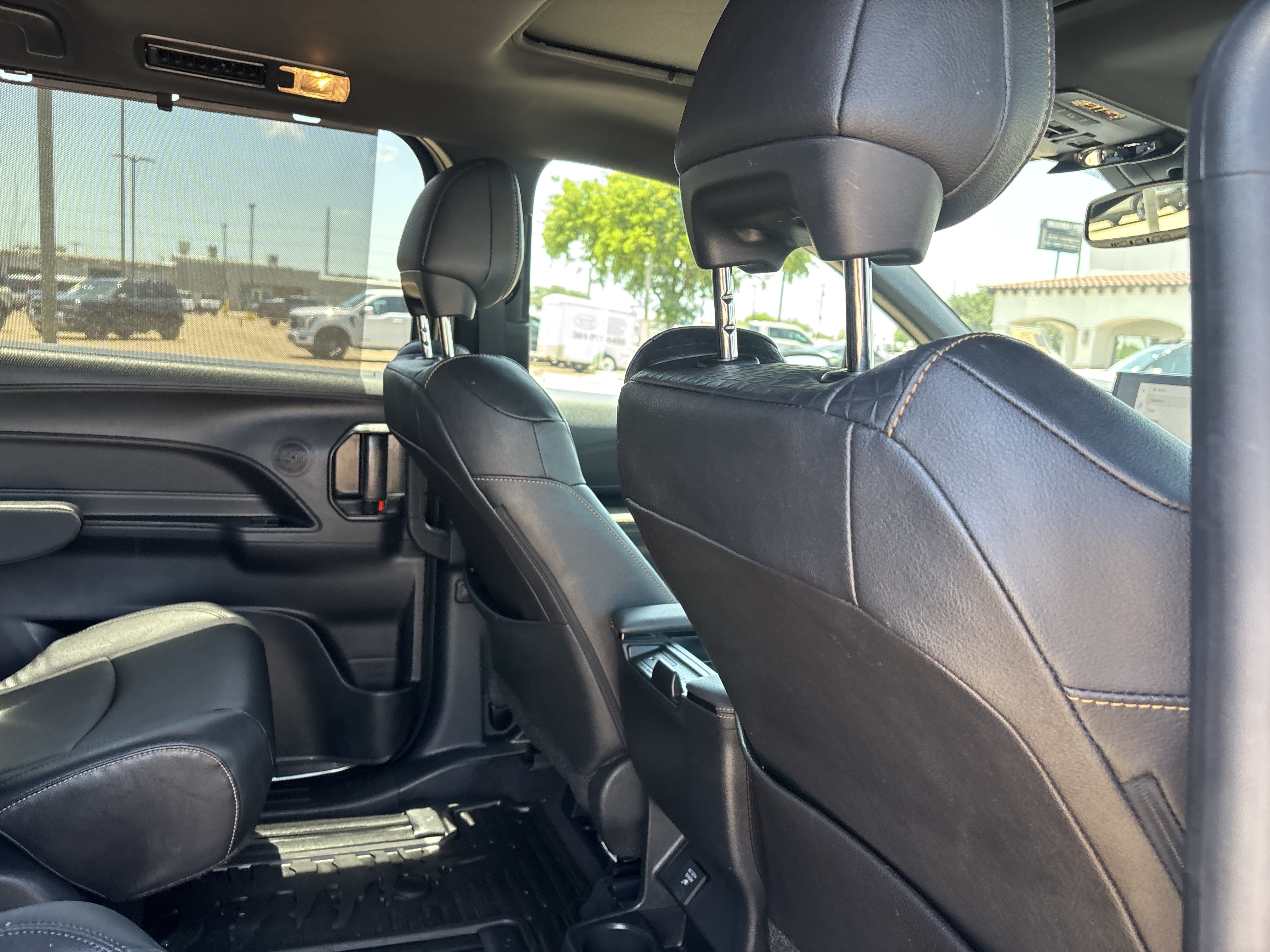 Used 2025 Toyota Sienna XLE Woodland Edition AWD/4WD image 20