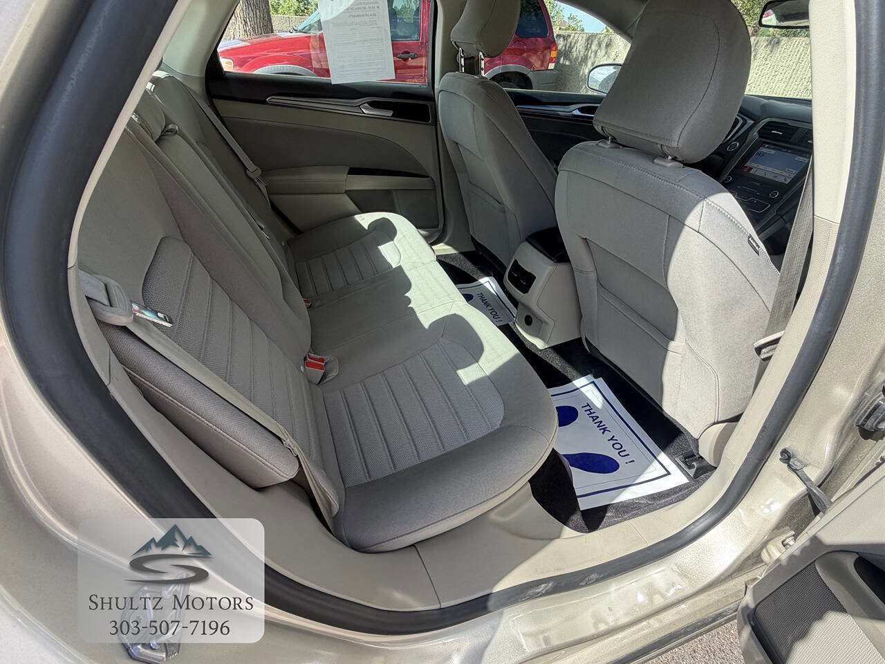 Used 2019 Ford Fusion SE FWD image 19