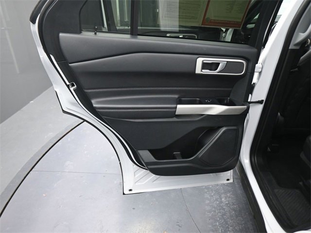 Used 2023 Ford Explorer XLT w/ Equipment Group 202A image 15