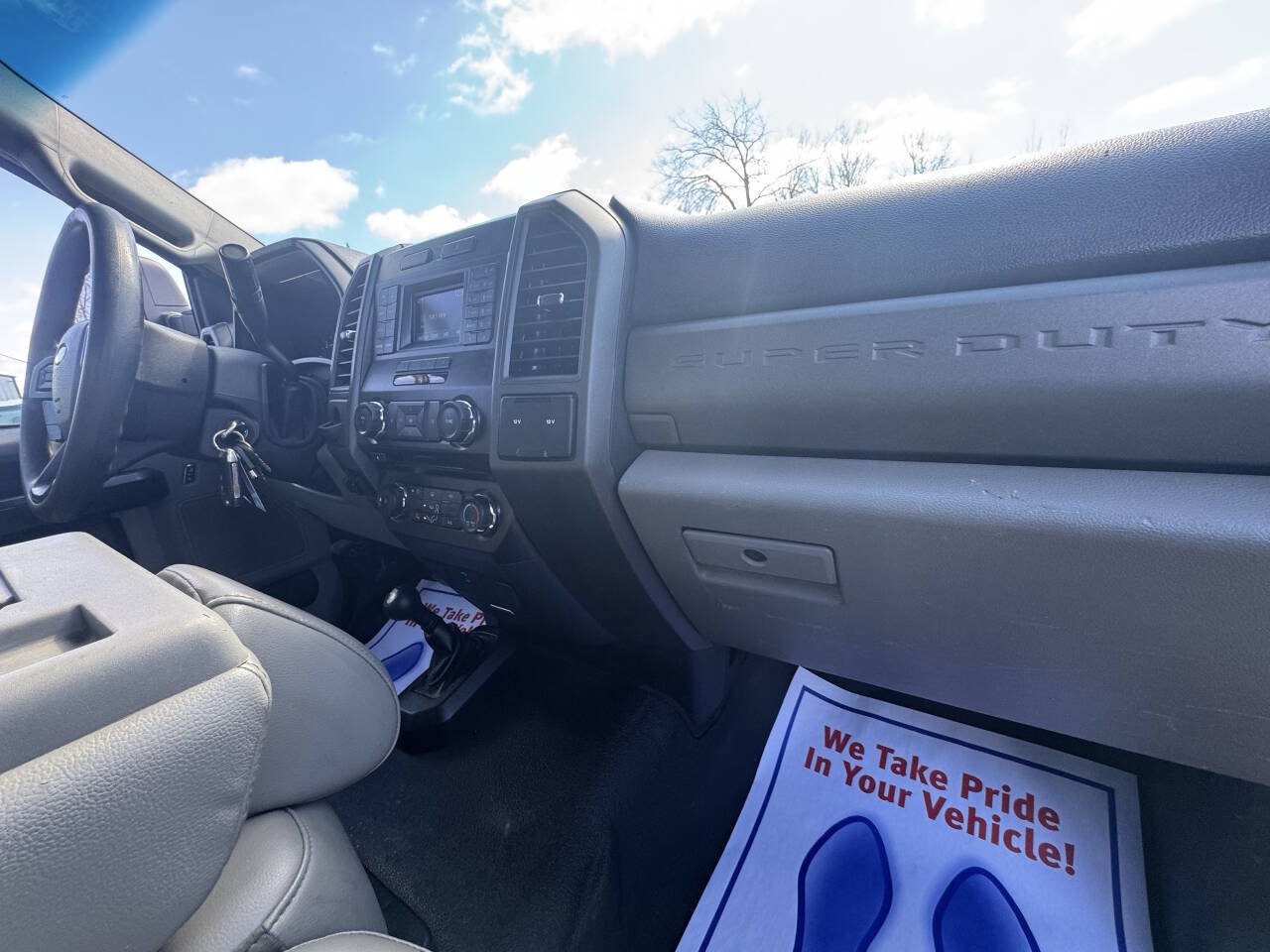 Used 2018 Ford F550 4x4 Regular Cab Super Duty image 45