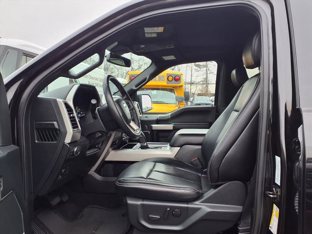 Used 2020 Ford F150 Lariat image 10