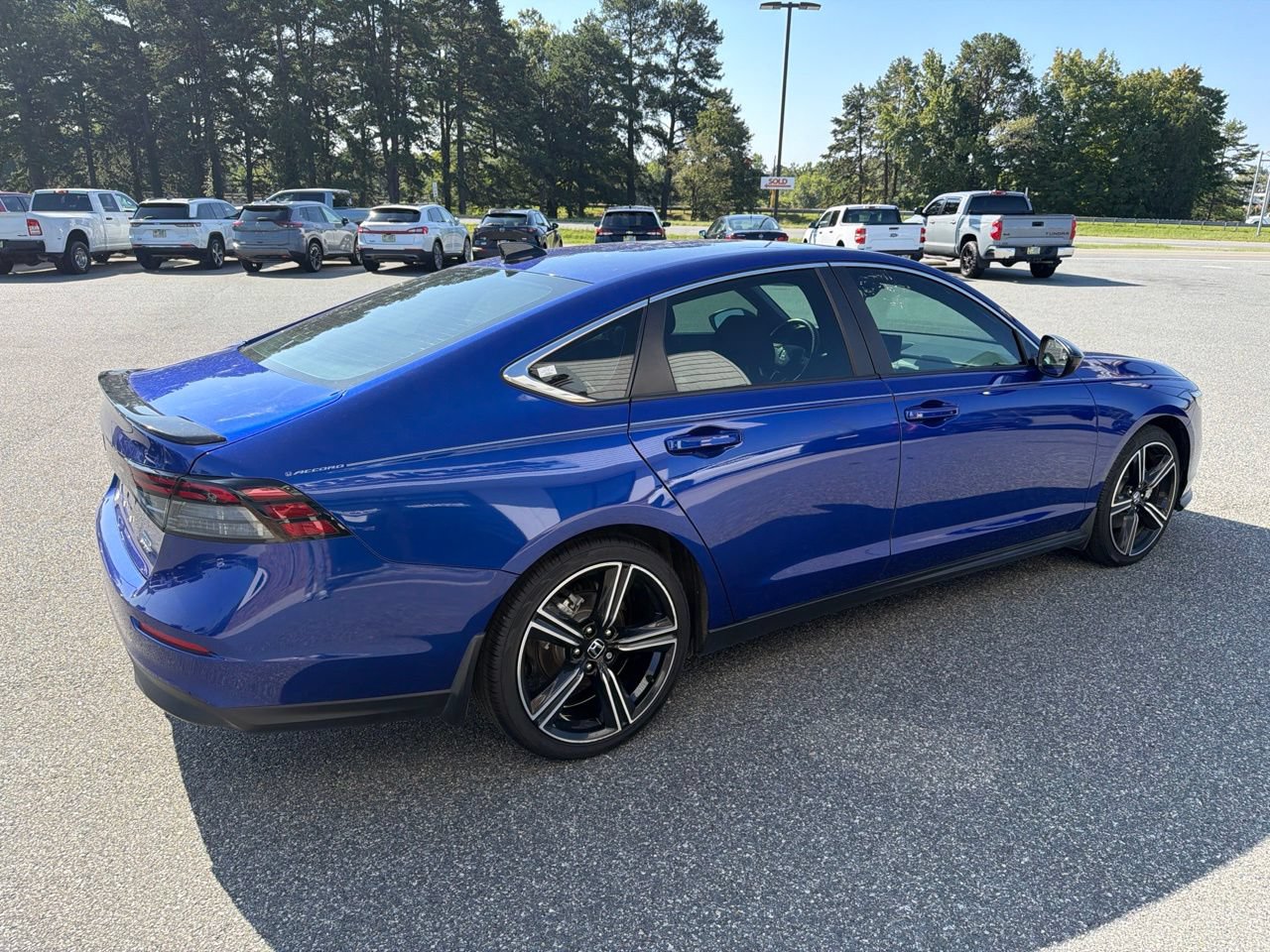 Used 2024 Honda Accord Sport image 9