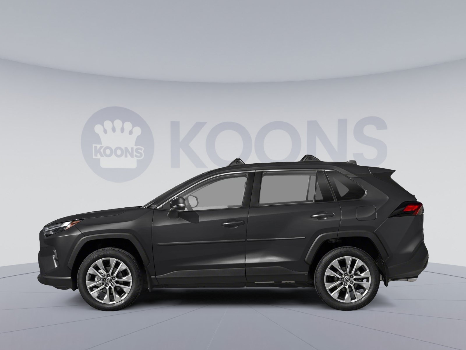 Used 2024 Toyota RAV4 XLE FWD image 4