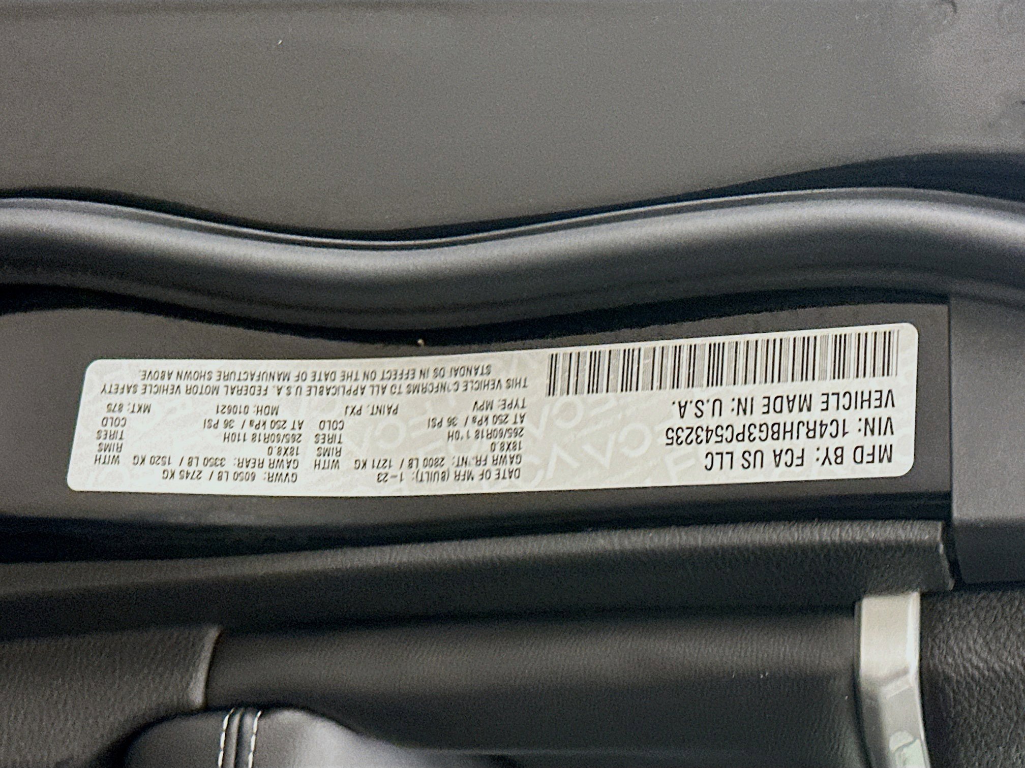 Used 2023 Jeep Grand Cherokee Limited AWD/4WD image 12