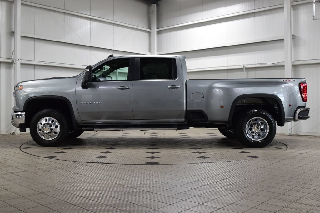 New 2026 Chevrolet Silverado 3500 LT w/ All Star Edition AWD/4WD image 4