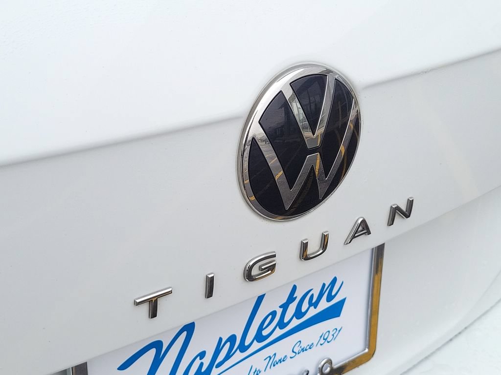 Used 2024 Volkswagen Tiguan SE FWD image 31