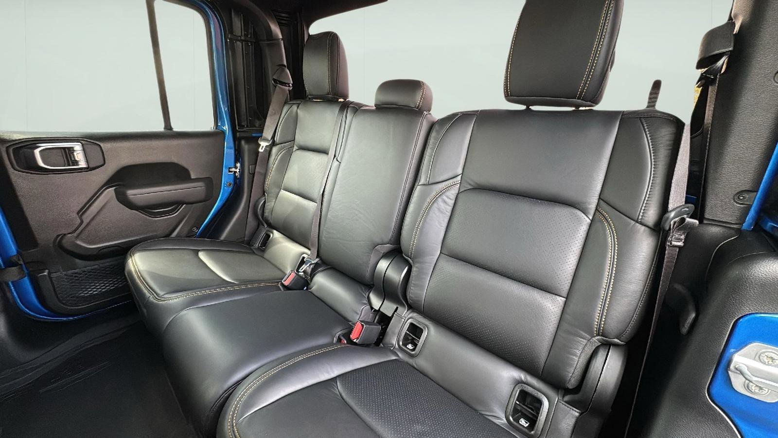 New 2025 Jeep Gladiator Sport image 24