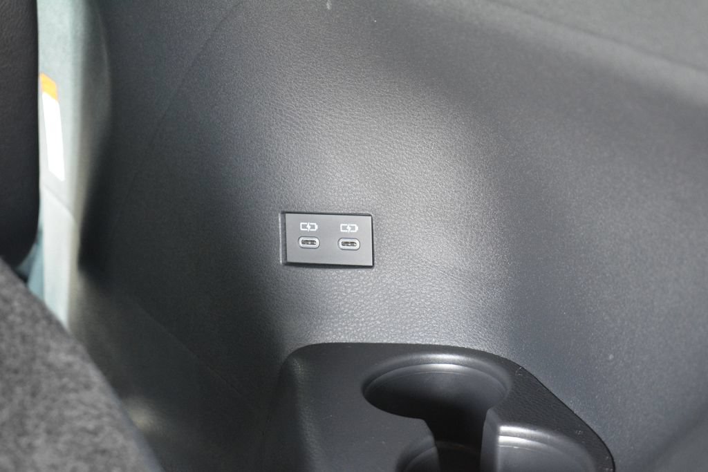 Used 2026 Toyota Sienna XSE AWD/4WD image 25
