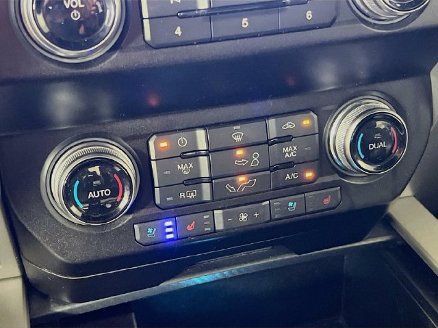 Used 2020 Ford F150 Lariat w/ Equipment Group 502A Luxury AWD/4WD image 20
