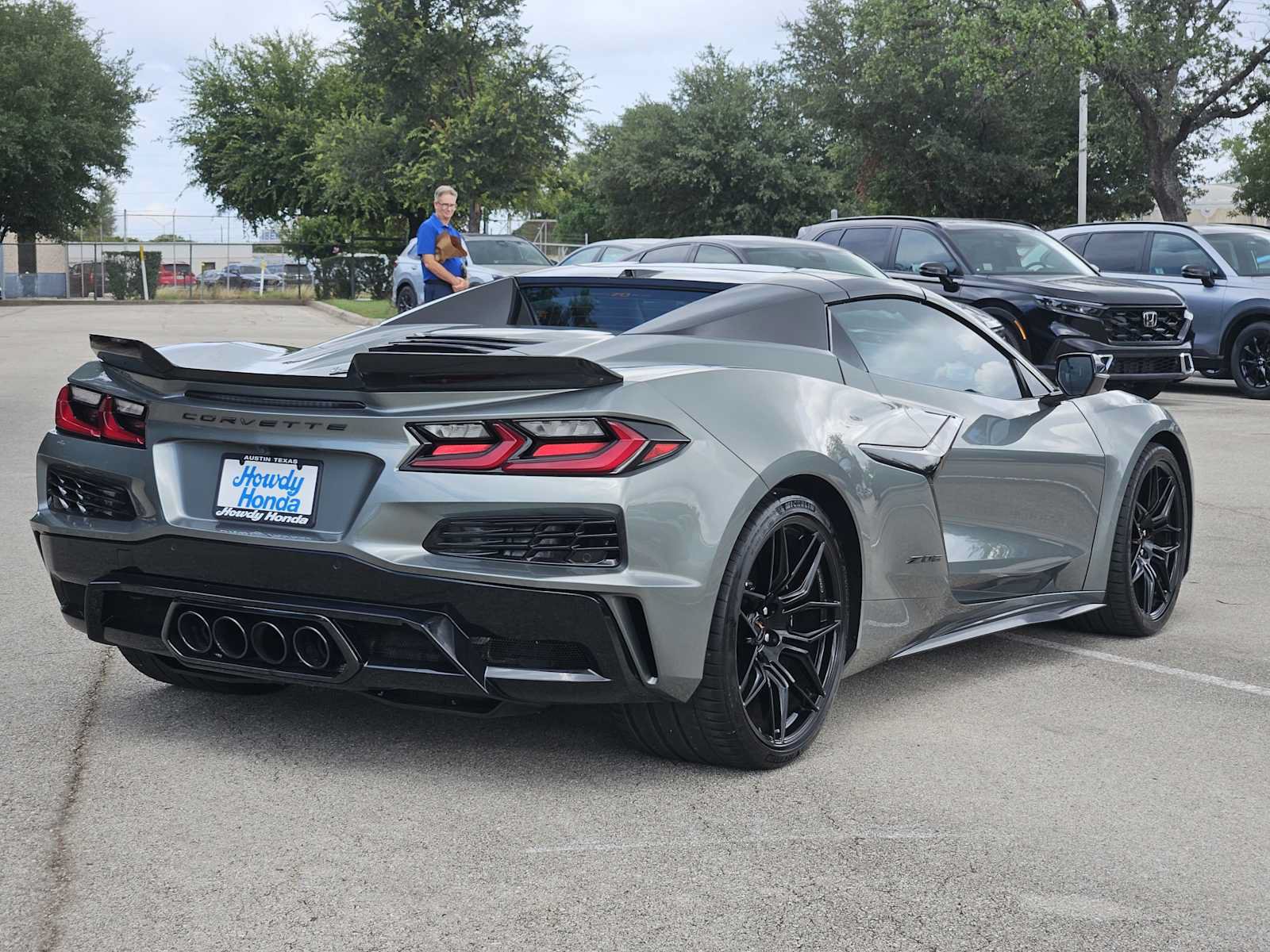 Used 2023 Chevrolet Corvette Z06 w/ Stealth Interior Trim Package RWD image 5