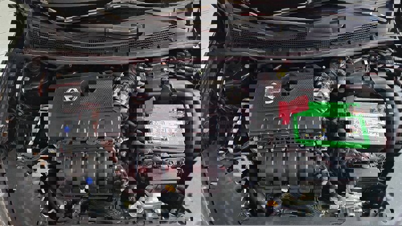 Used 2015 Nissan Sentra S image 28