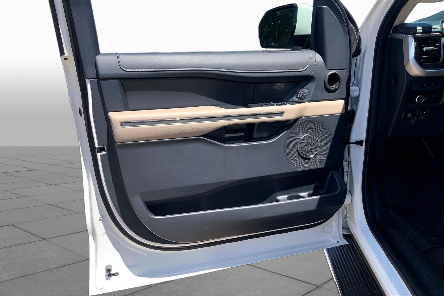 Certified 2023 Ford Expedition XLT AWD/4WD image 22