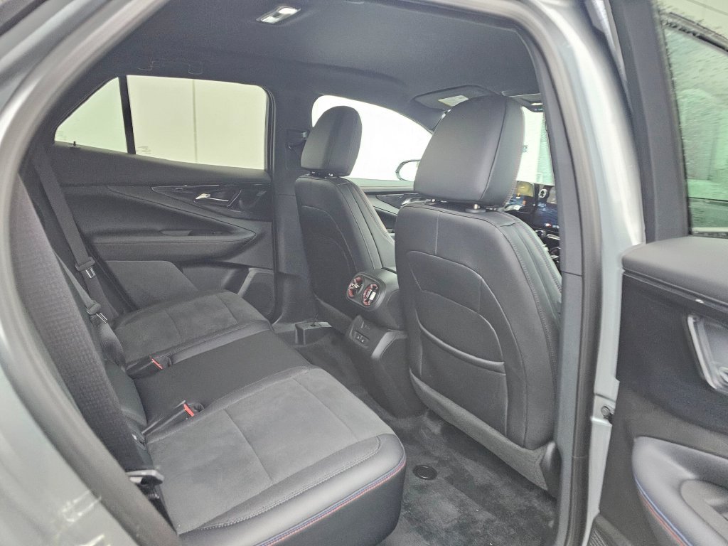 Used 2026 Chevrolet Blazer EV RS w/ Super Cruise Package AWD/4WD image 14