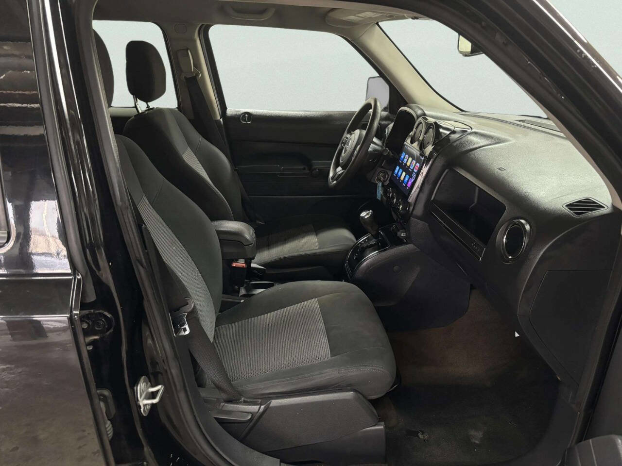 Used 2016 Jeep Patriot Sport image 20