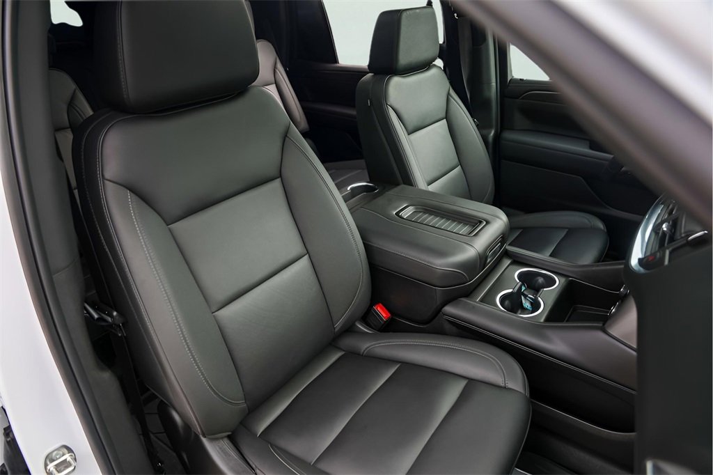 Used 2024 Chevrolet Tahoe Z71 w/ Off-Road Capability Package image 36