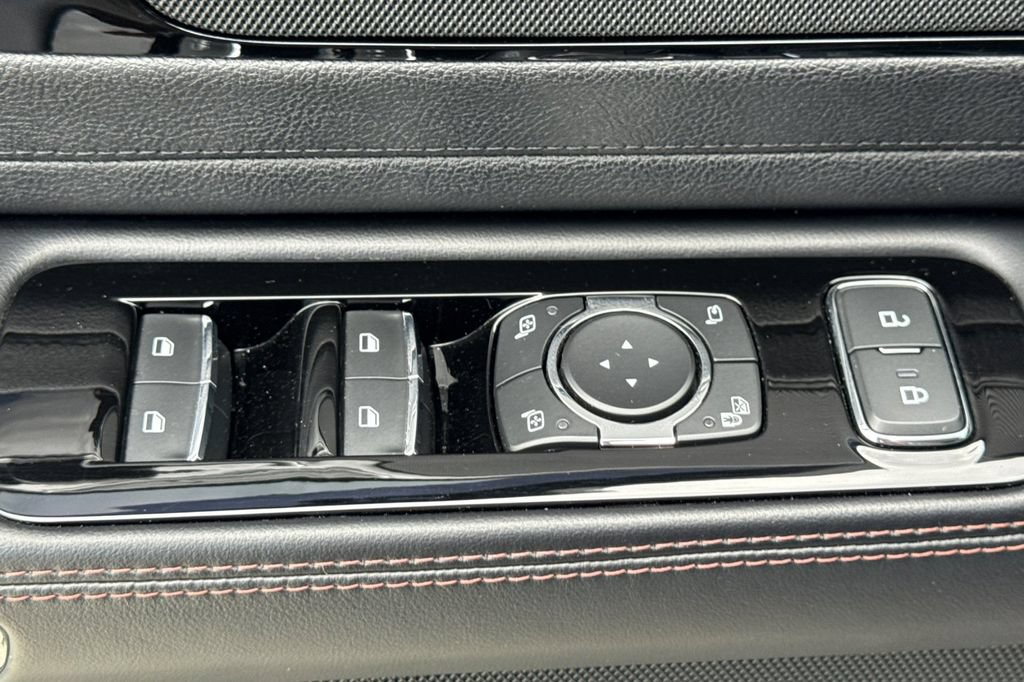 Used 2021 Lincoln Aviator 2WD w/ Elements Package image 15
