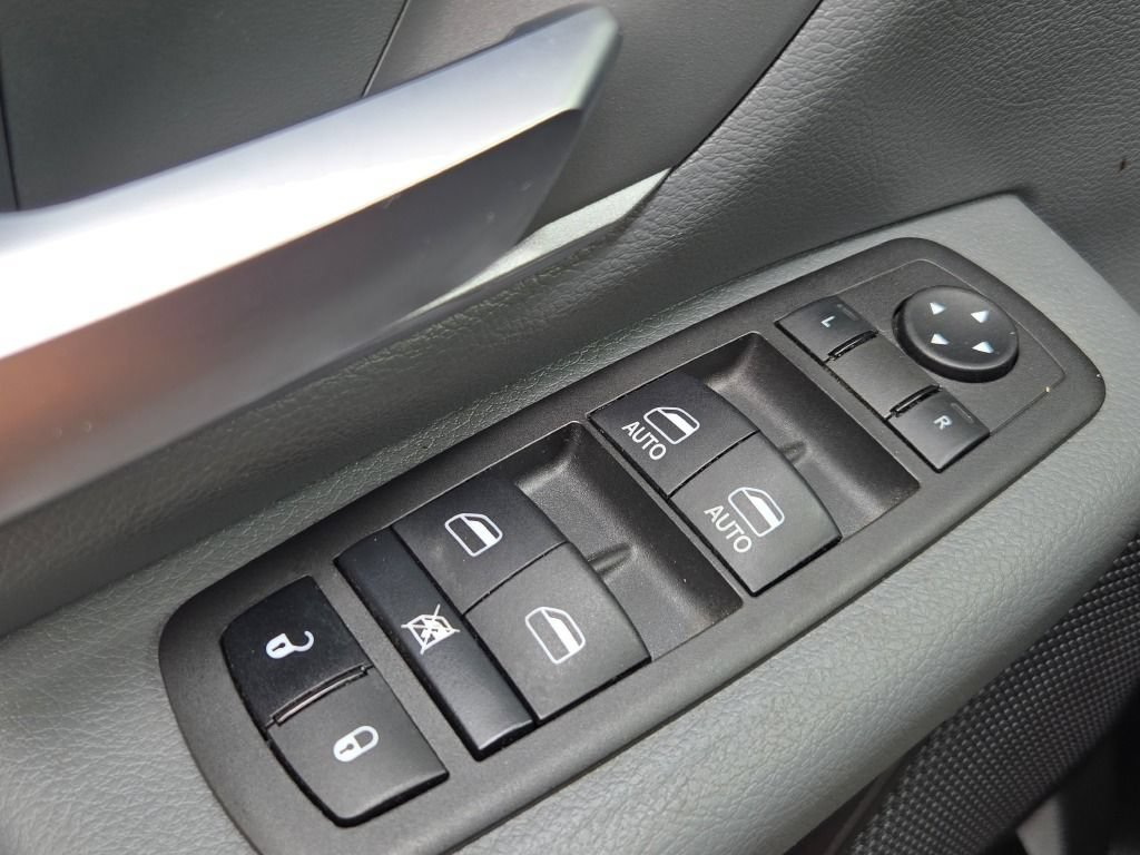 Used 2022 RAM 1500 Big Horn AWD/4WD image 26