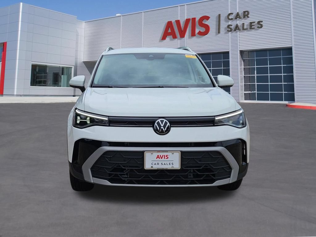 Used 2025 Volkswagen Taos SE AWD/4WD image 10