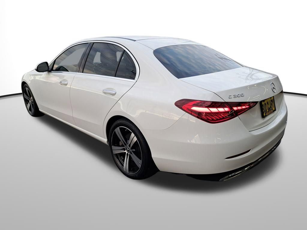 Used 2022 Mercedes-Benz C 300 4MATIC Sedan image 3