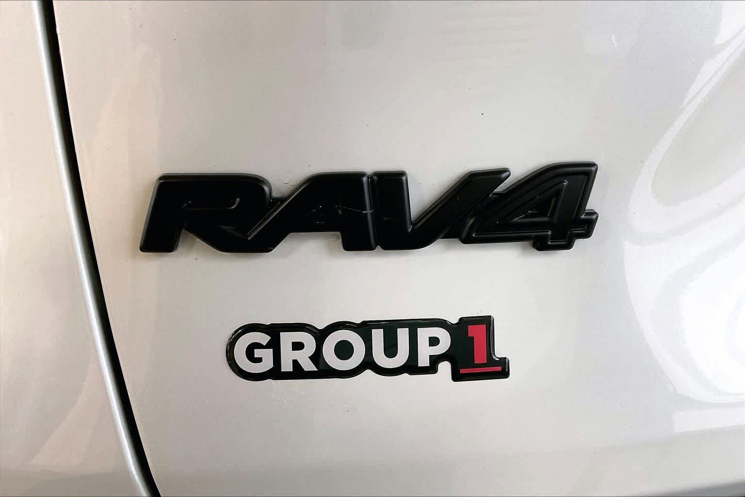 Used 2025 Toyota RAV4 XLE Premium AWD/4WD image 31