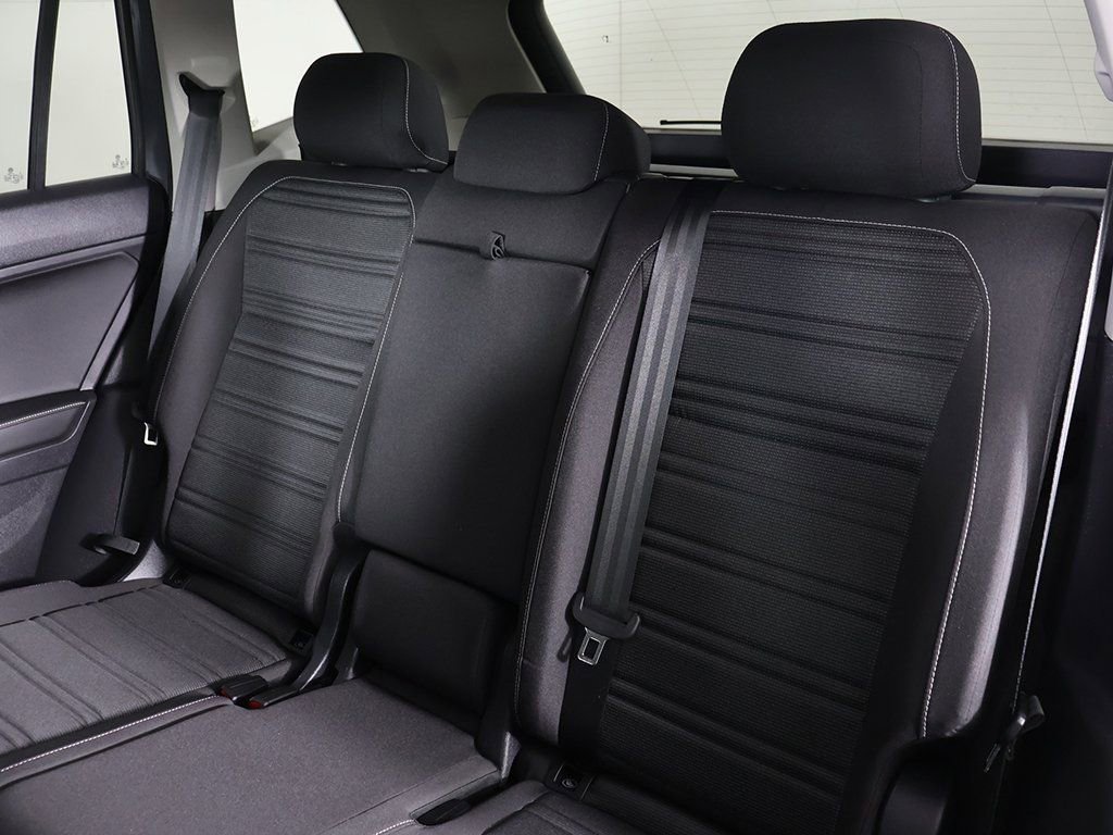 Used 2024 Volkswagen Tiguan S image 31