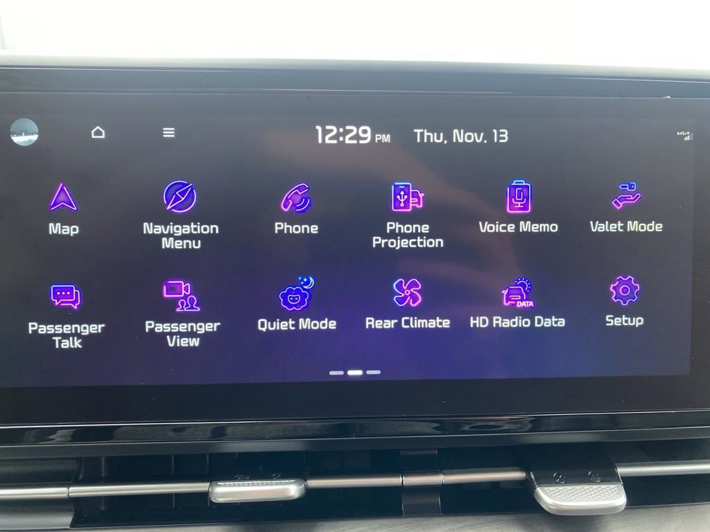 Certified 2023 Kia Carnival EX image 20