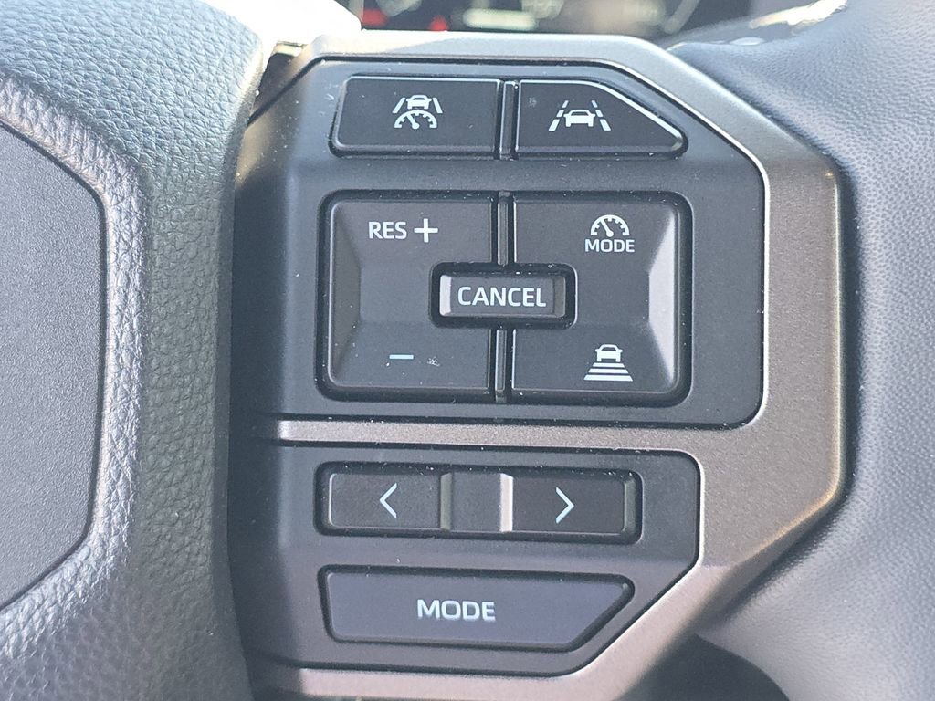 Used 2025 Toyota Land Cruiser image 35