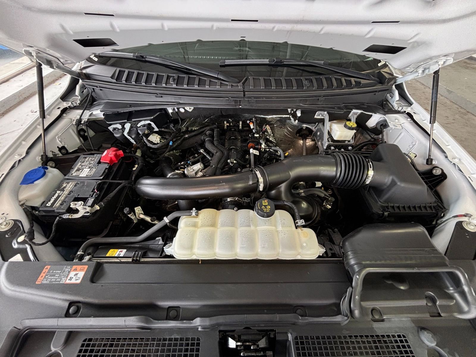 Used 2024 Ford Expedition Limited RWD image 38