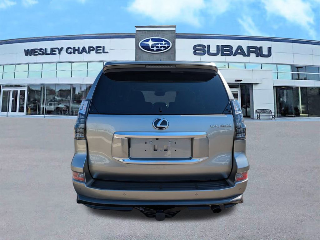 Used 2023 Lexus GX 460 Premium w/ Accessory Package image 6