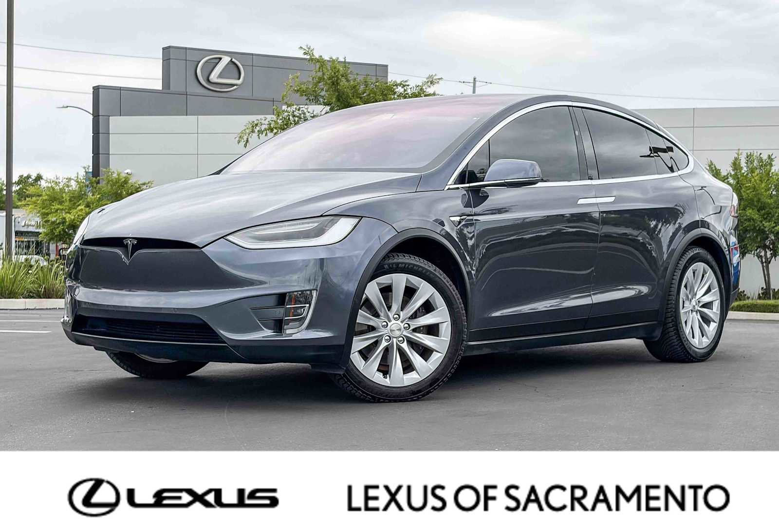 Used 2020 Tesla Model X Long Range image 1