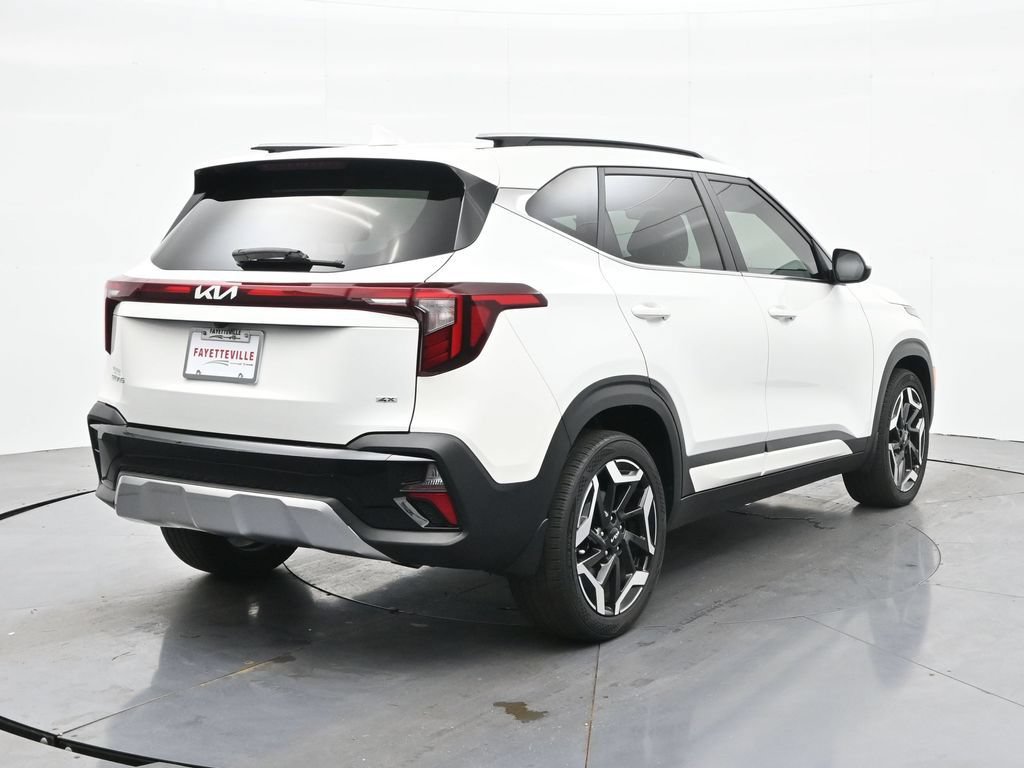Used 2024 Kia Seltos SX w/ SX Sunroof Package AWD/4WD image 5