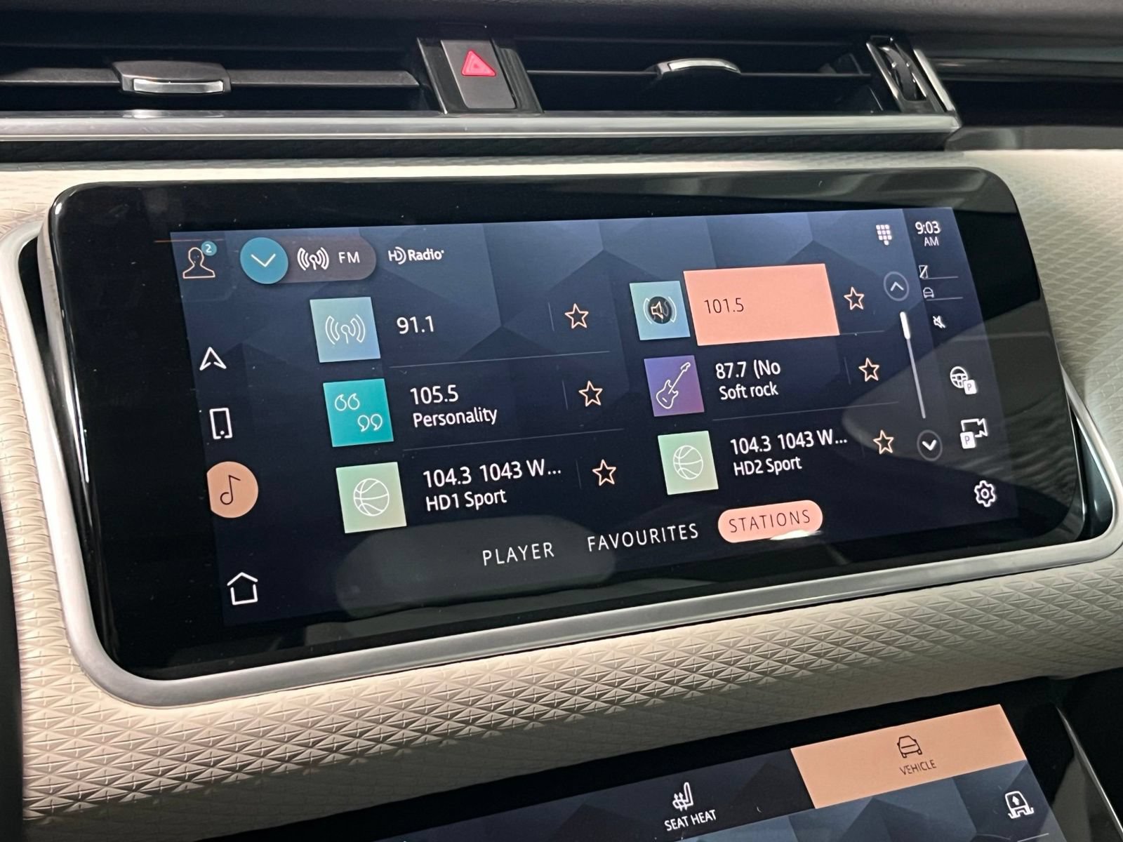 Used 2021 Land Rover Range Rover Velar R-Dynamic S AWD/4WD image 22