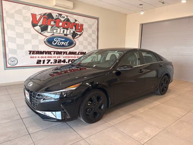 Used 2021 Hyundai Elantra Limited image 1