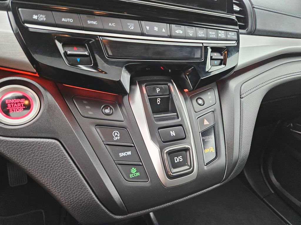 Used 2025 Honda Odyssey Sport-L image 29